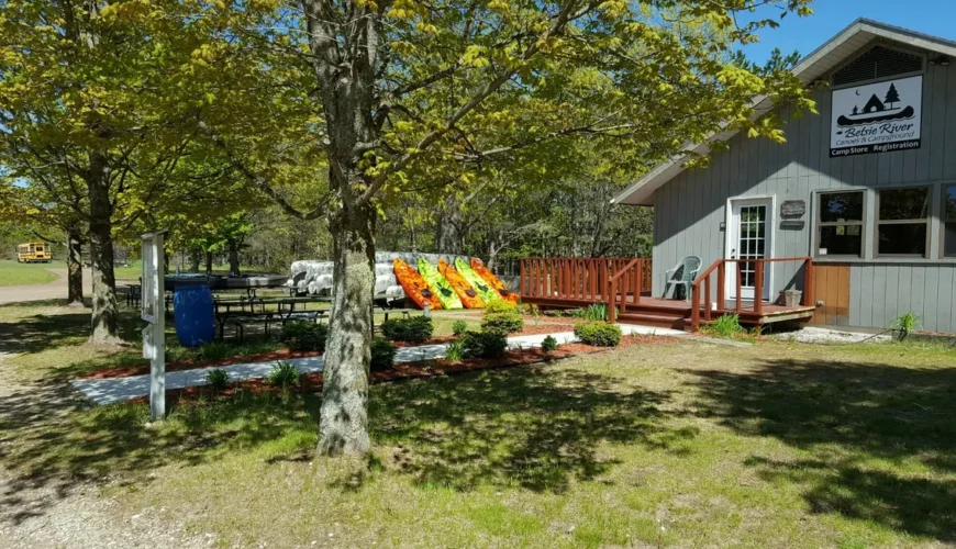 Betsie River Canoes and Campground